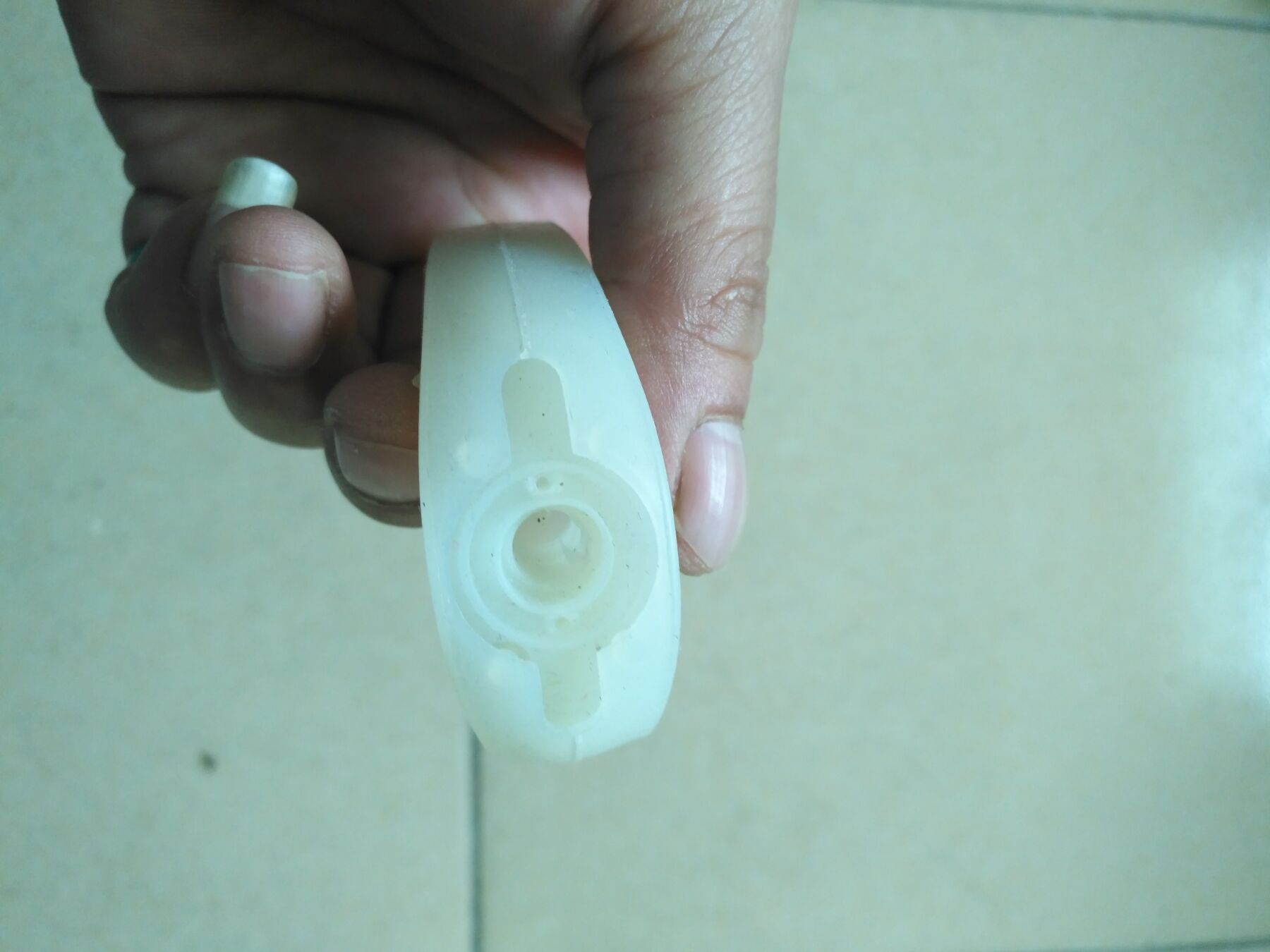 硅胶能粘塑料吗 硅胶能粘塑料吗