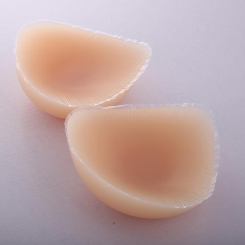 如何简单制作硅胶文胸.jpg 如何简单制作硅胶文胸.jpg
